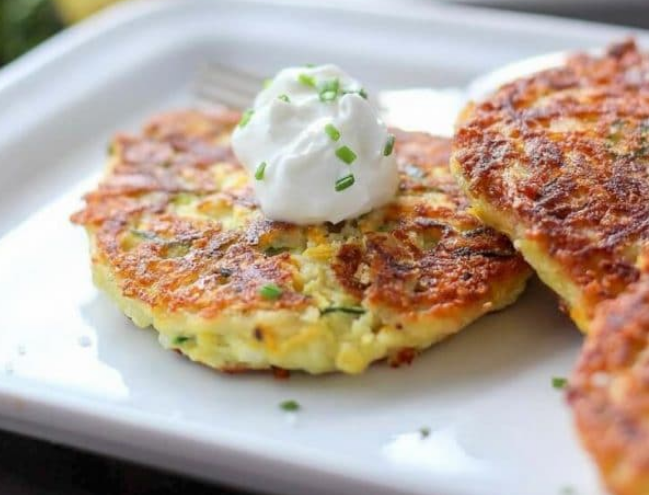 Low Carb Zucchini Fritters