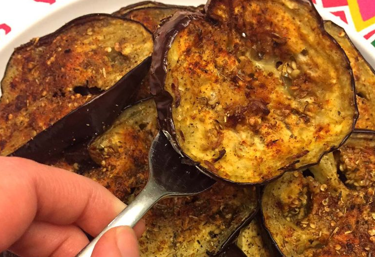 Roasted Spicy Garlic Eggplant Slices